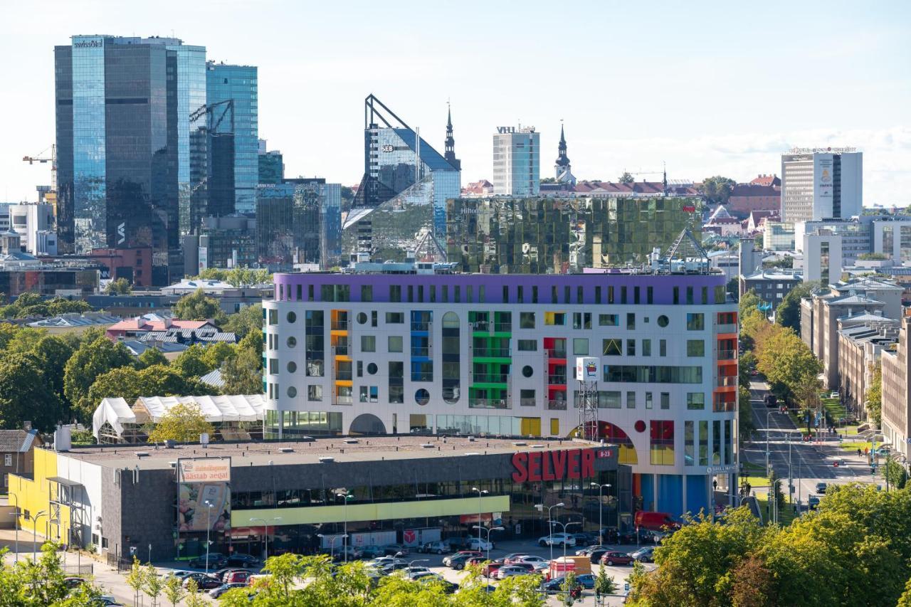4Bdr Modern And Stylish Apartment Near Kadriorg With Free Parking タリン エクステリア 写真